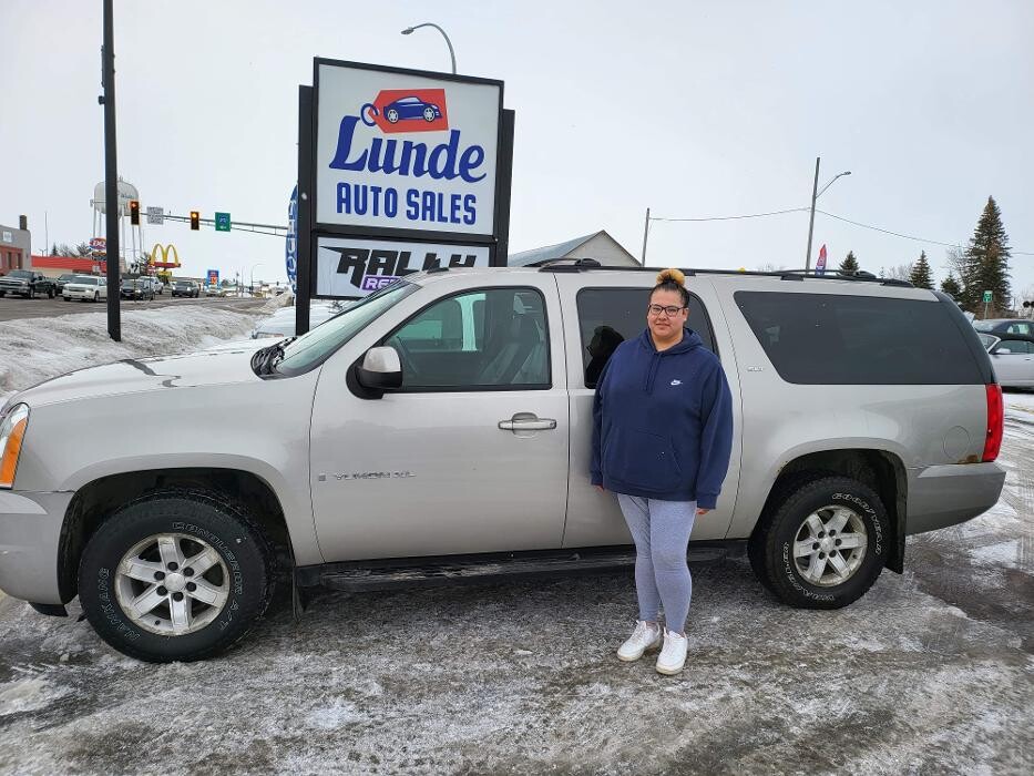 Images Lunde Auto Sales