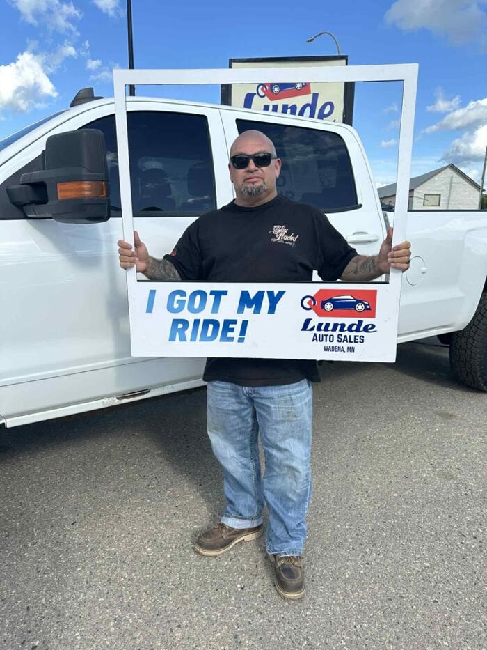 Images Lunde Auto Sales