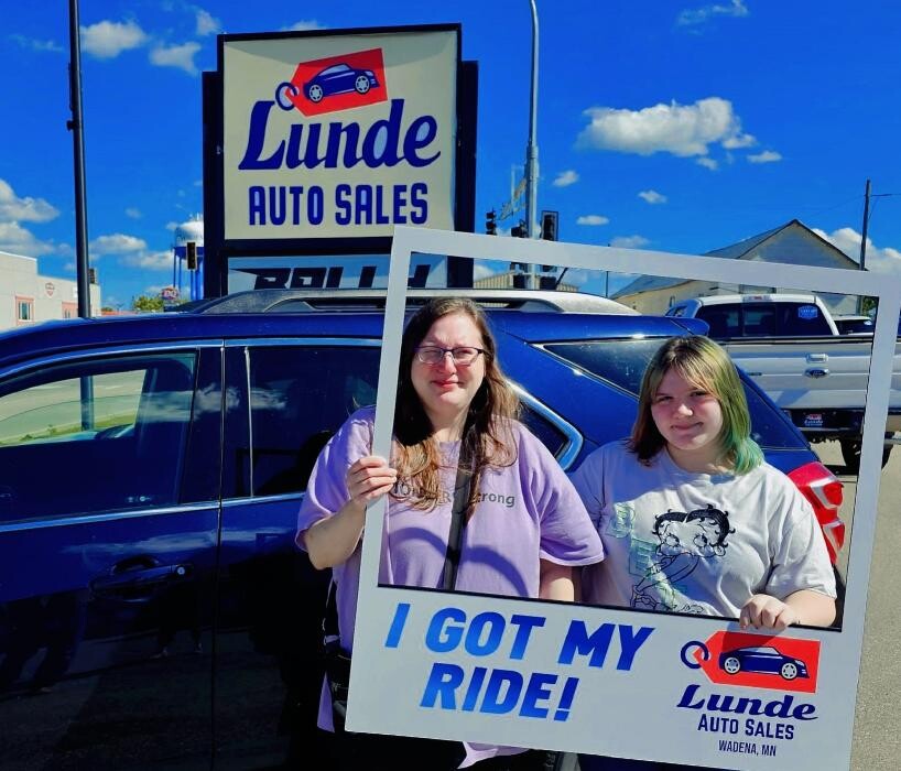 Images Lunde Auto Sales