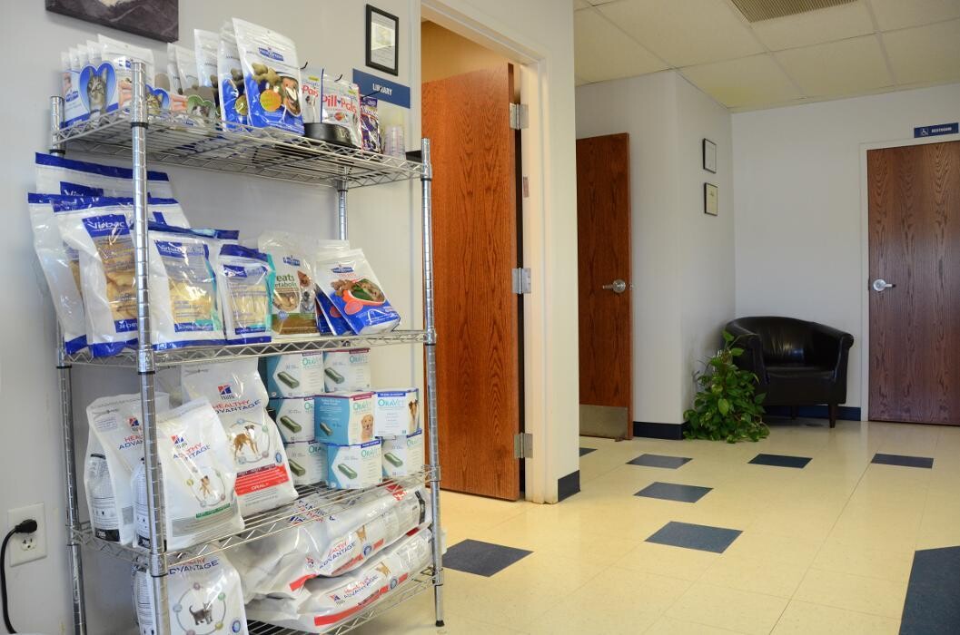 Images Germantown Hills Animal Hospital