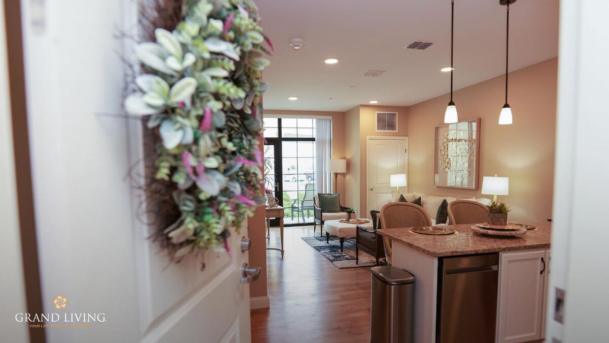 Images Grand Living at Tuscan Lakes