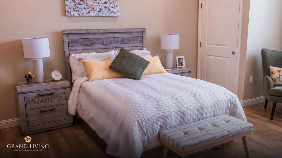 Images Grand Living at Tuscan Lakes