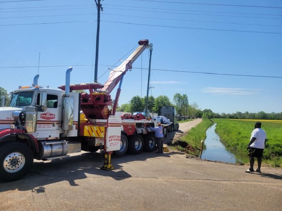 Images Parker Wrecker Service