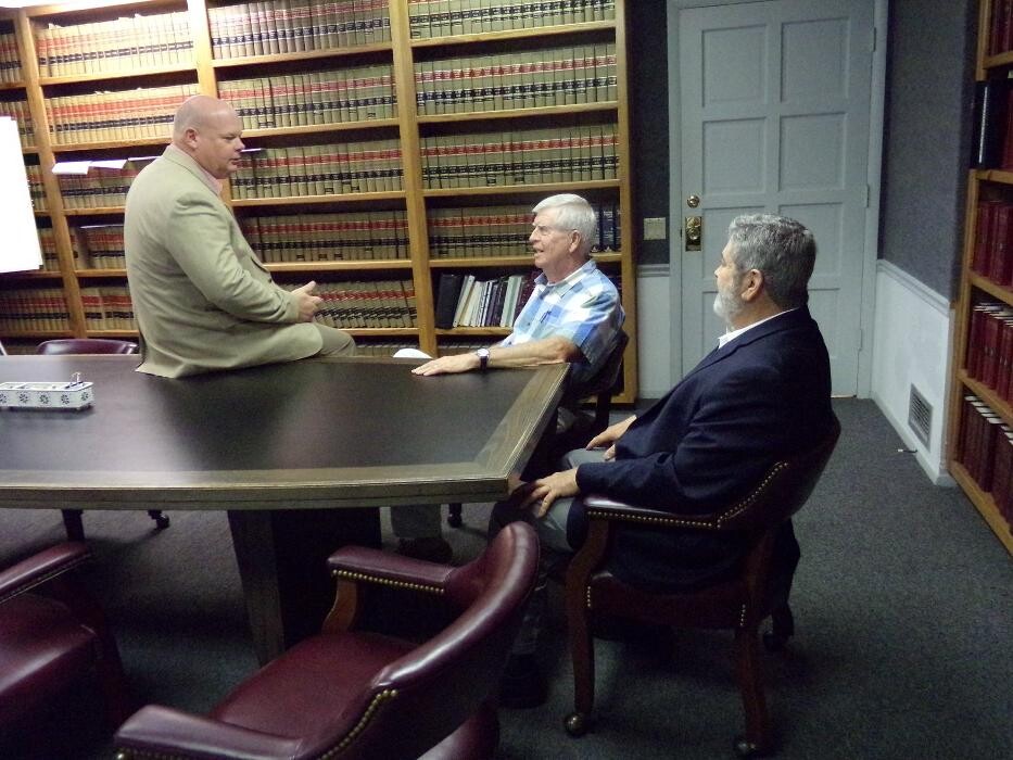 Images Holmes & Young, P.A.