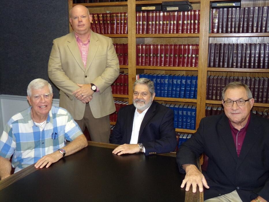 Images Holmes & Young, P.A.