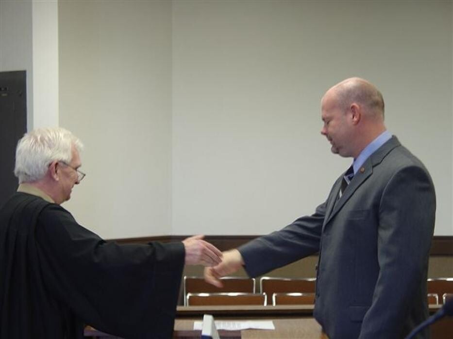 Images Holmes & Young, P.A.