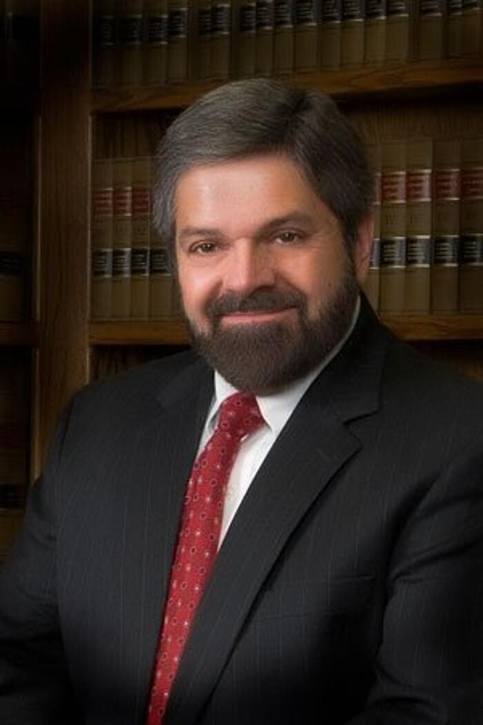 Images Holmes & Young, P.A.