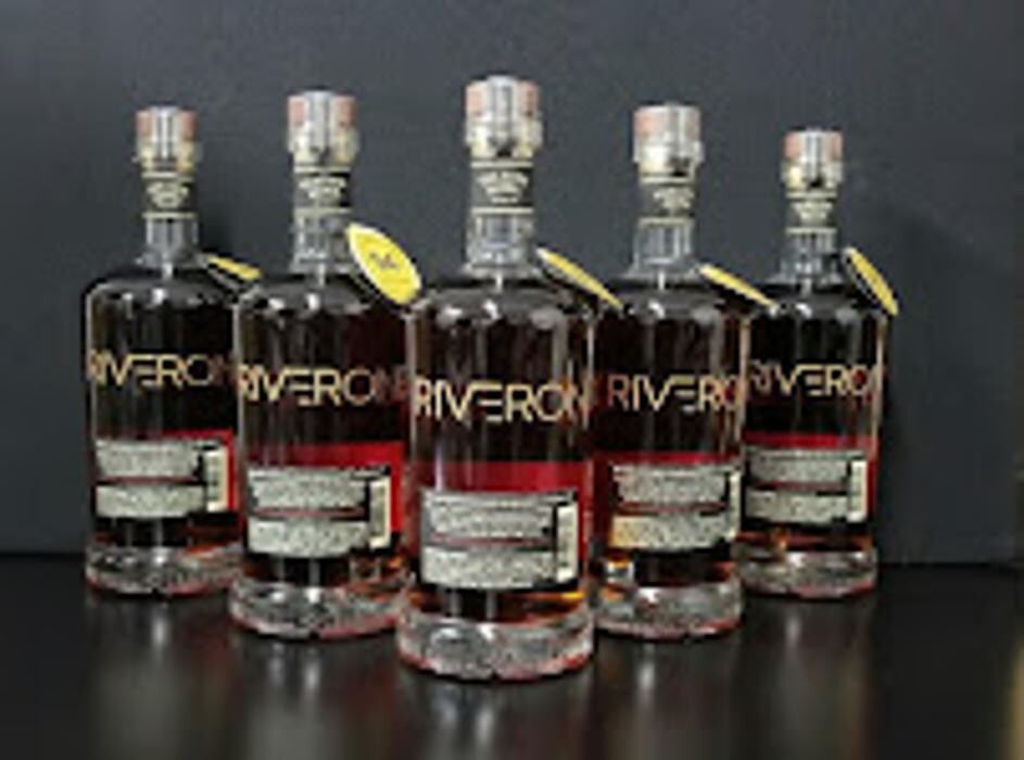 Images AAA Trophy & Engraving