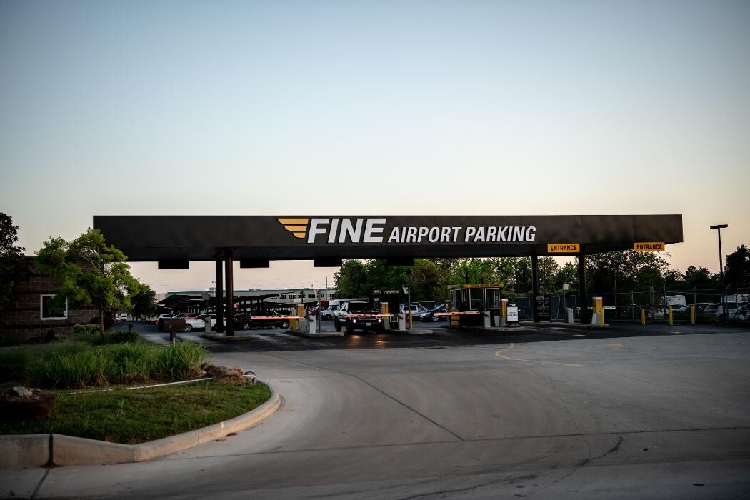 Images Fine Airport Parking - IAH