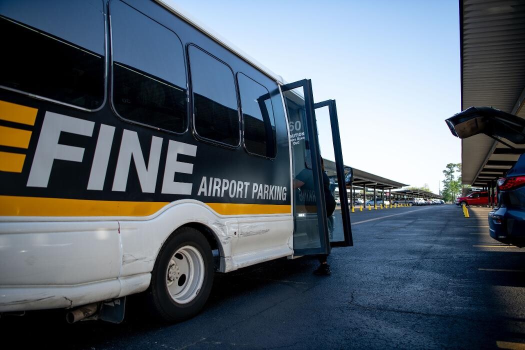 Images Fine Airport Parking - IAH