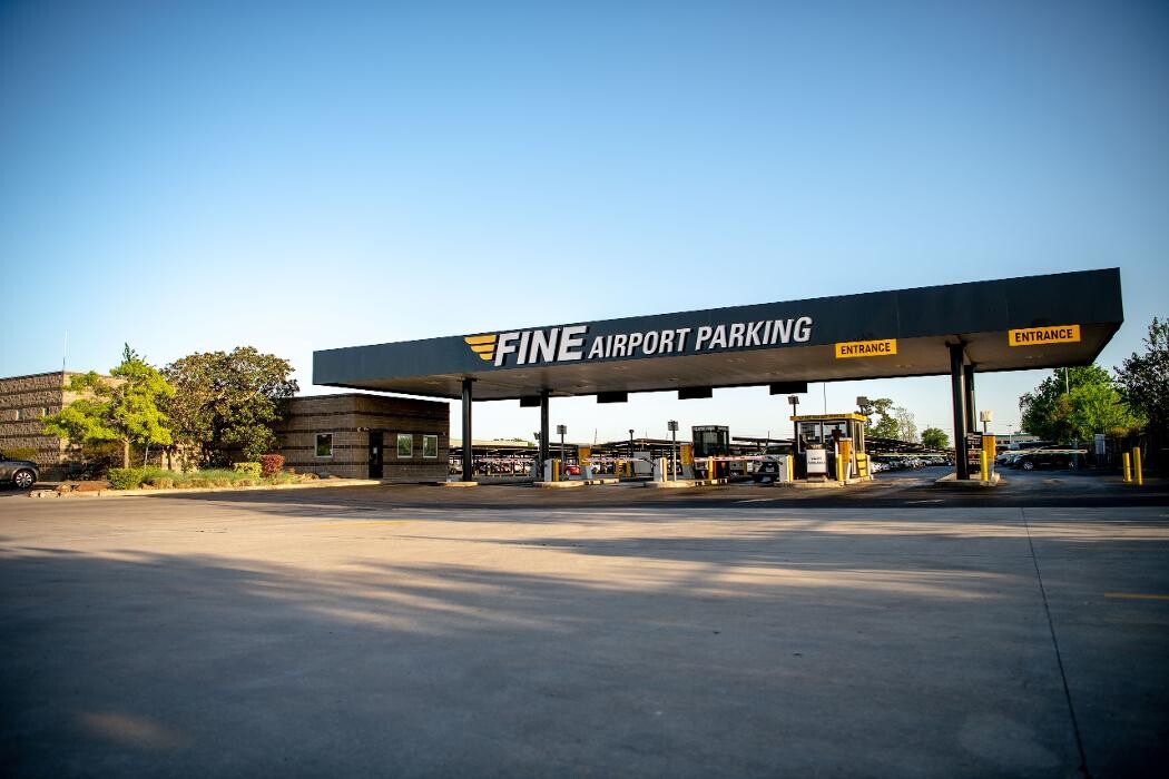 Images Fine Airport Parking - IAH