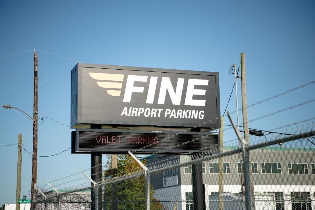 Images Fine Airport Parking - IAH