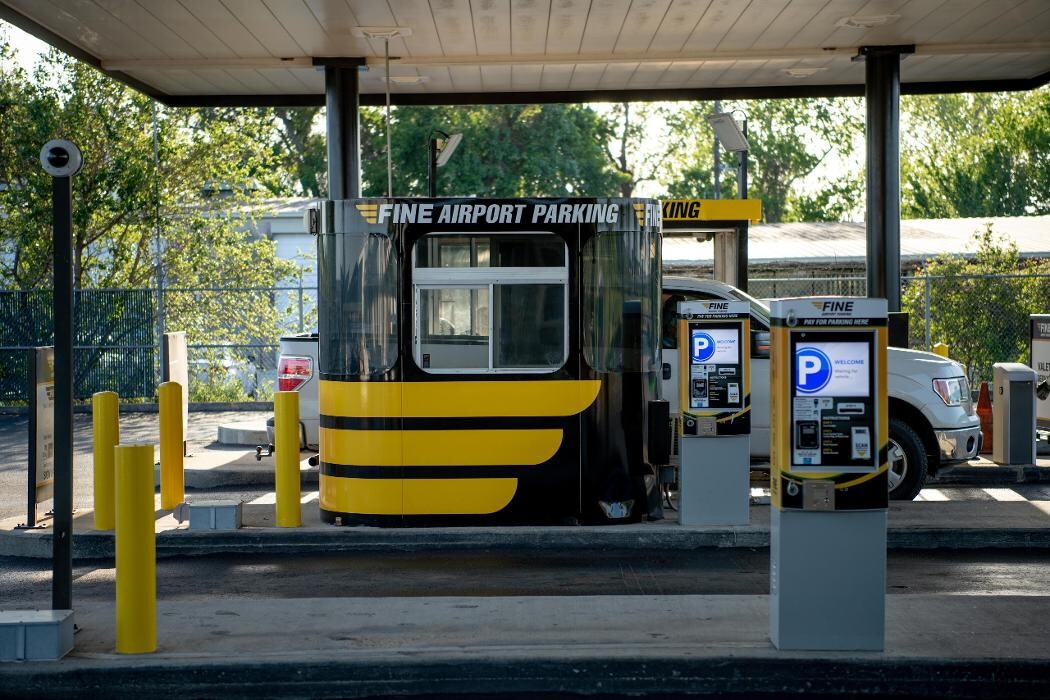 Images Fine Airport Parking - IAH