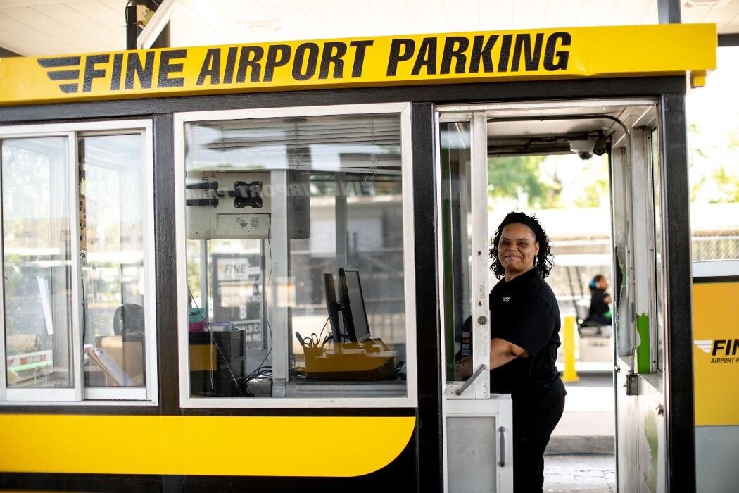 Images Fine Airport Parking - IAH