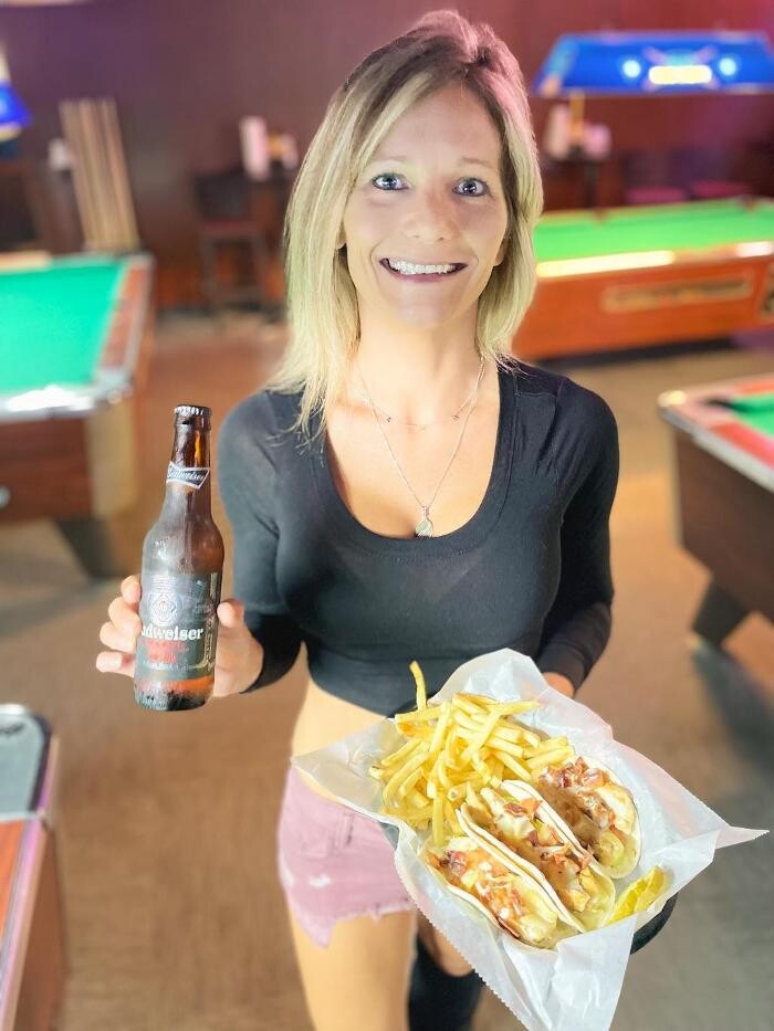 Images Hotshots Sports Bar & Grill