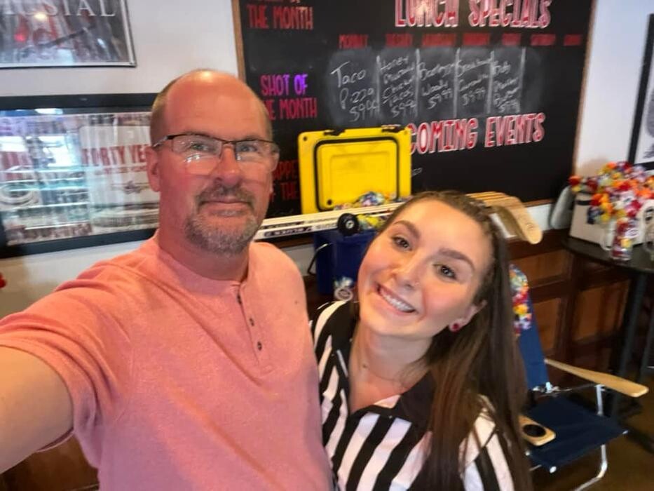 Images Hotshots Sports Bar & Grill