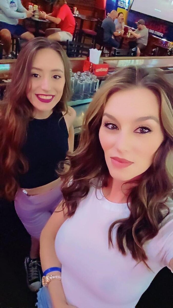 Images Hotshots Sports Bar & Grill