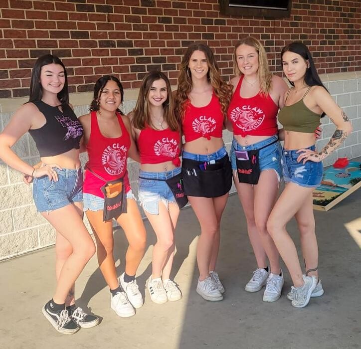 Images Hotshots Sports Bar & Grill