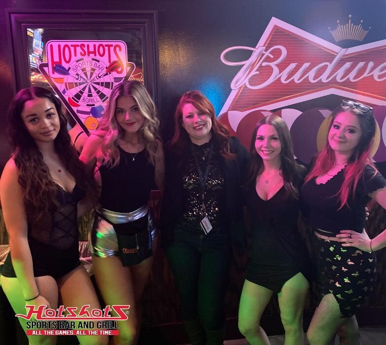 Images Hotshots Sports Bar & Grill