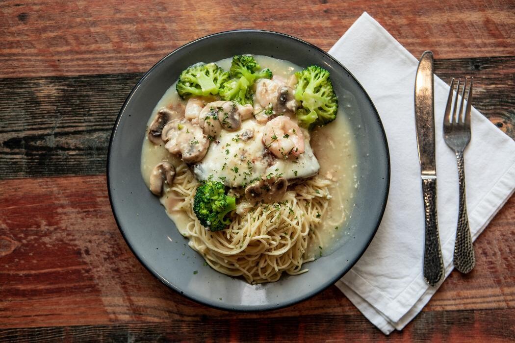 Images Stone Summit Steak & Seafood
