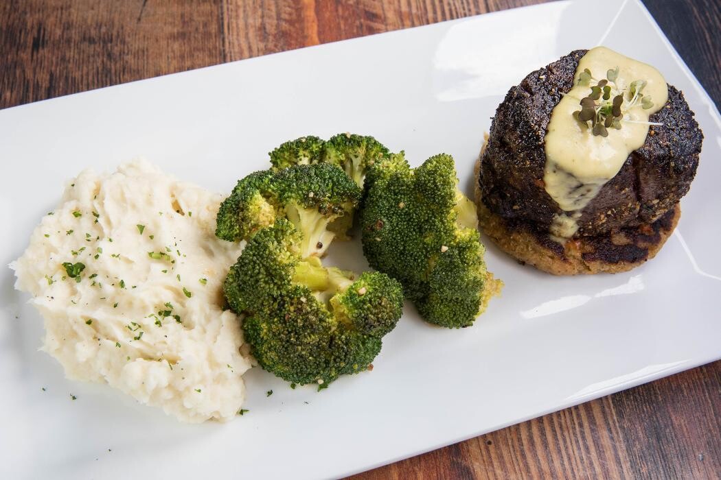 Images Stone Summit Steak & Seafood