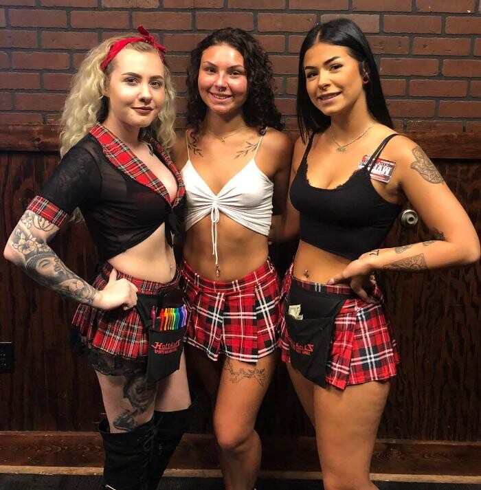 Images Hotshots Sports Bar & Grill