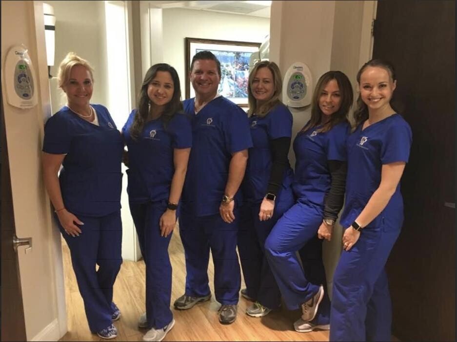 Images Dr. Andres de Cardenas, DMD