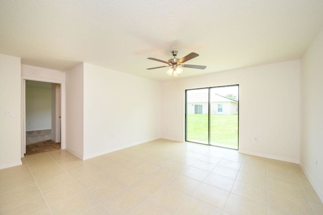 Images LGI Homes - Mirror Lakes