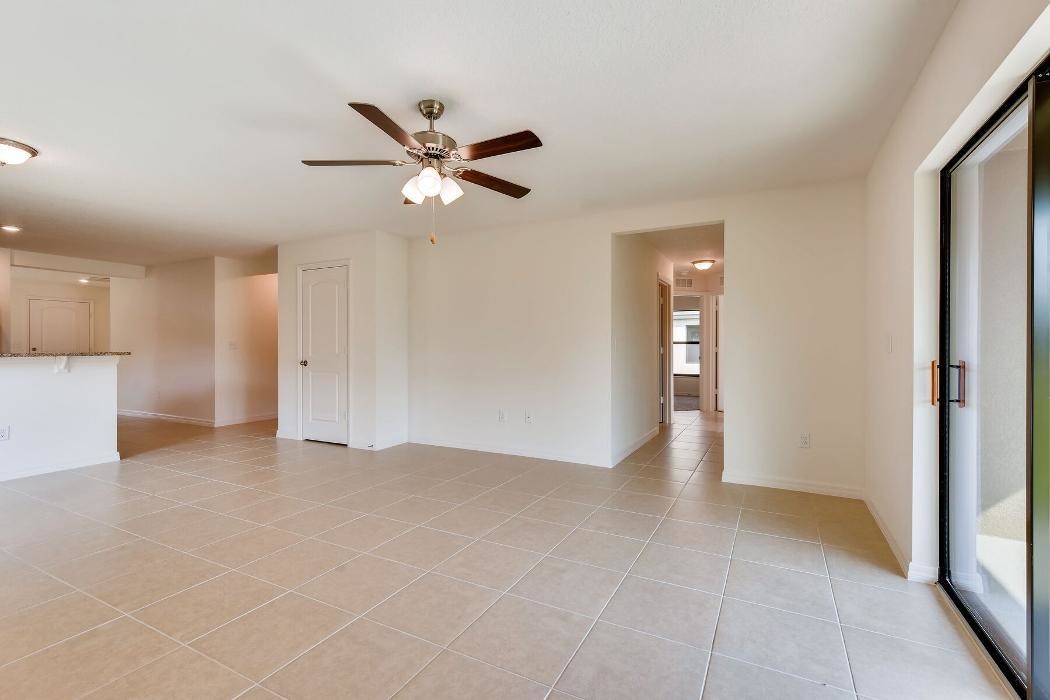 Images LGI Homes - Mirror Lakes
