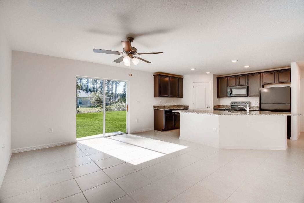 Images LGI Homes - Mirror Lakes