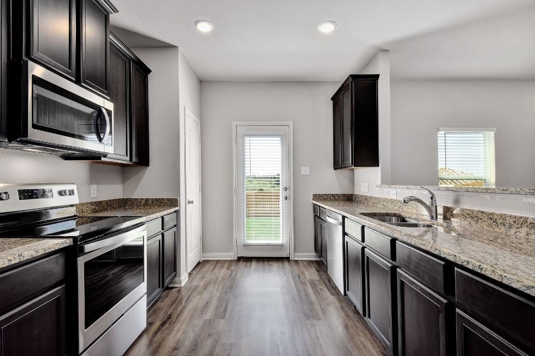 Images LGI Homes - Luckey Ranch