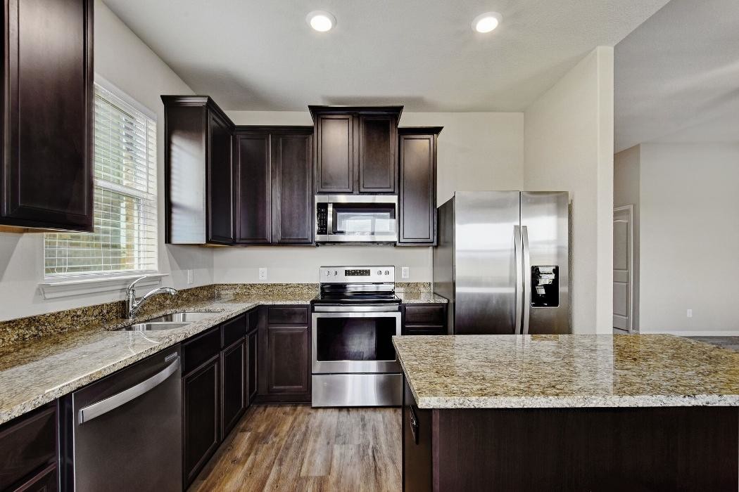 Images LGI Homes - Luckey Ranch