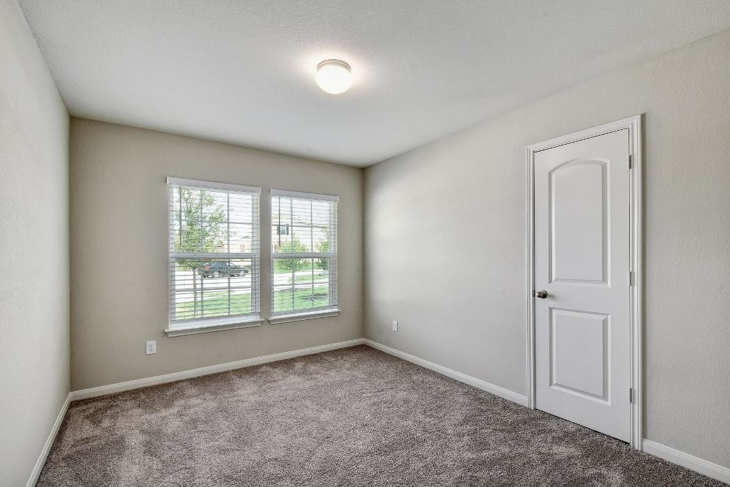 Images LGI Homes - Luckey Ranch