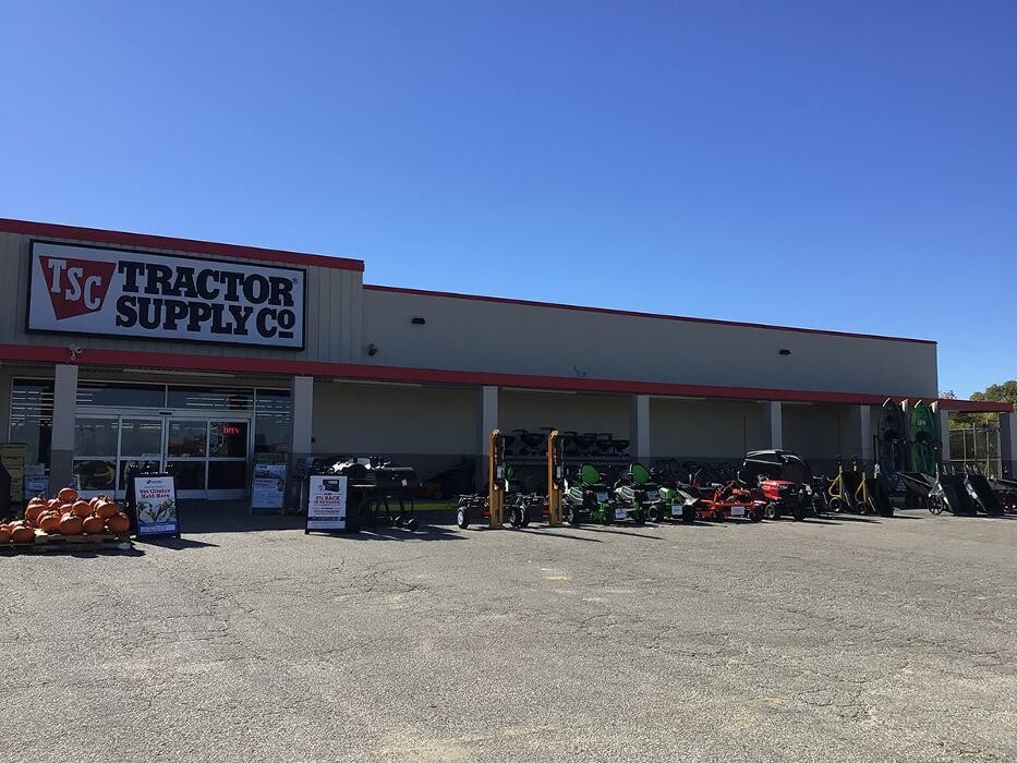 Images Tractor Supply Co.