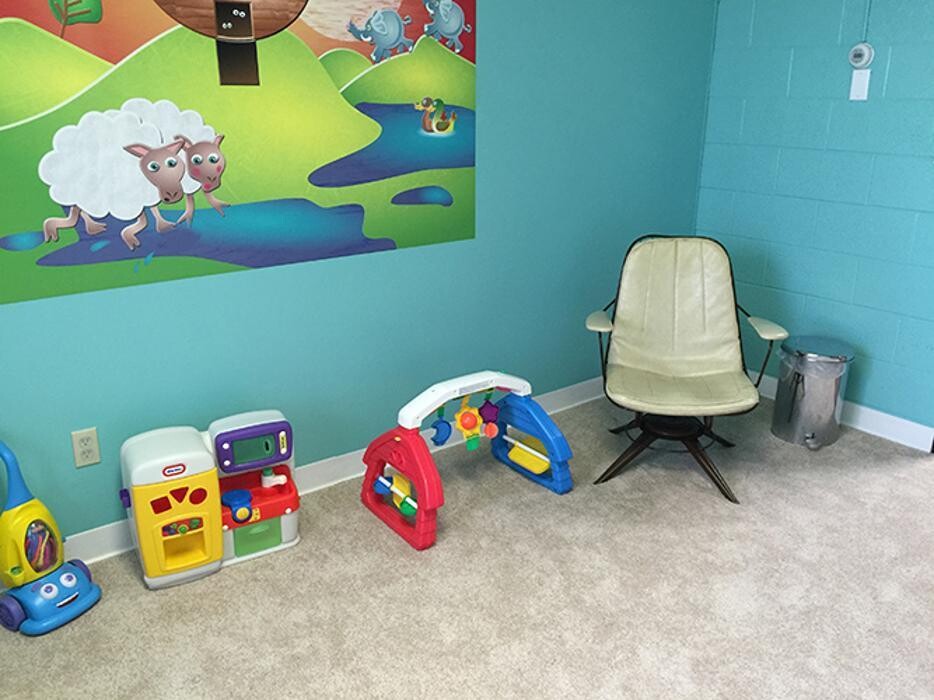 Images Needham's Home Center