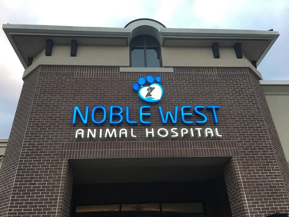 Images Noble West Animal Hospital