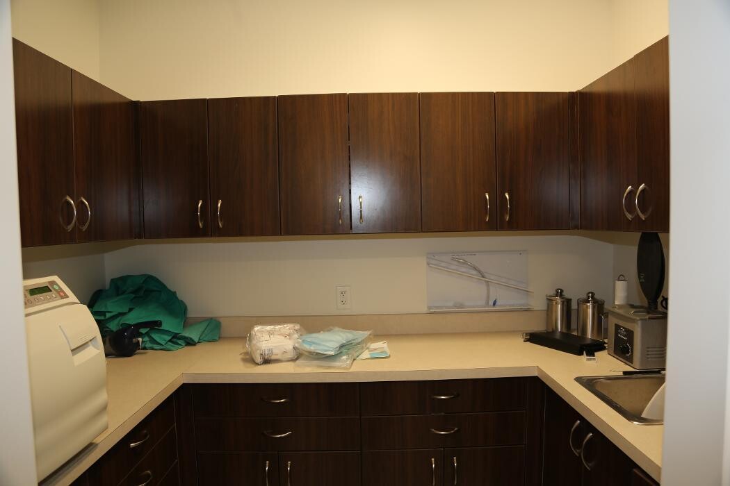 Images Noble West Animal Hospital