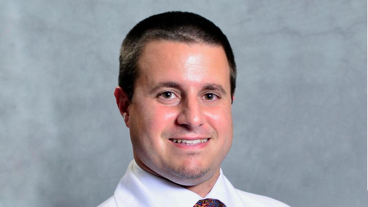 Images James F. Wyss, MD, PT