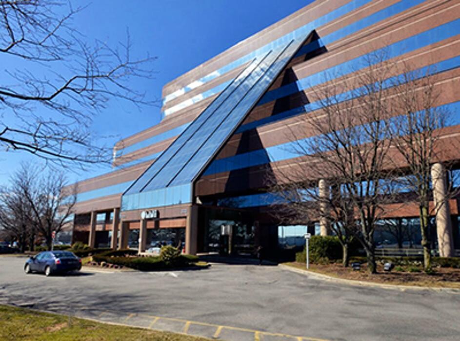 Images Harvinder S. Sandhu, MD, MBA