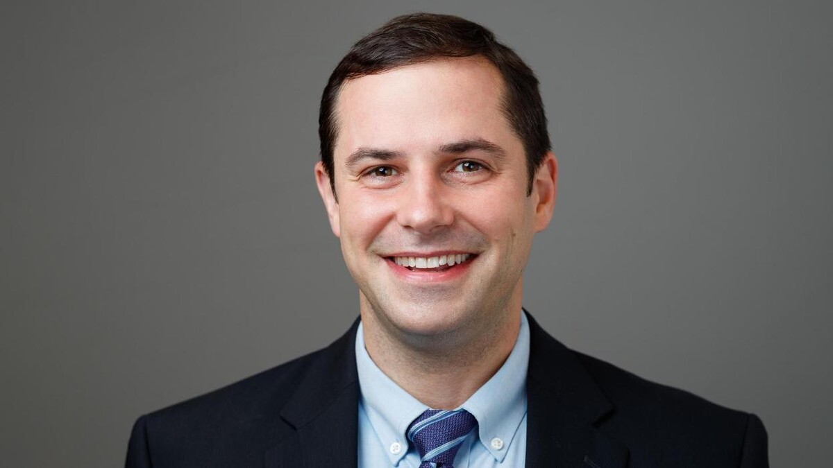 Images David R. Fernandez, MD