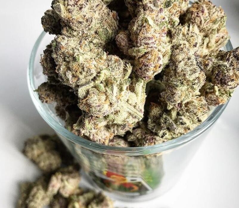 Images Greenfields Cannabis Dispensary