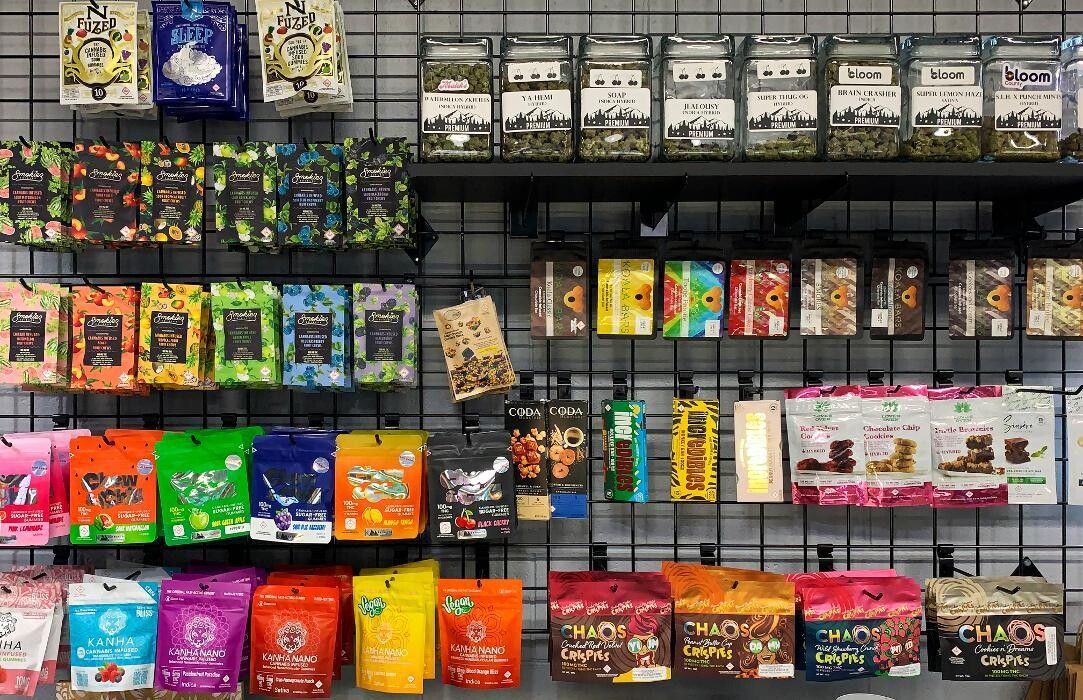 Images Greenfields Cannabis Dispensary