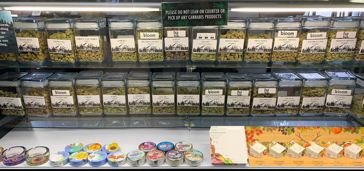 Images Greenfields Cannabis Dispensary