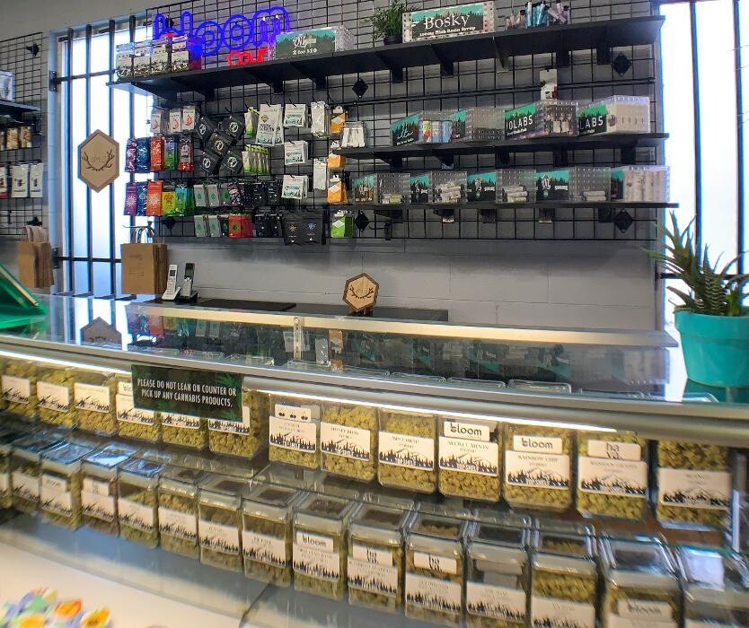 Images Greenfields Cannabis Dispensary