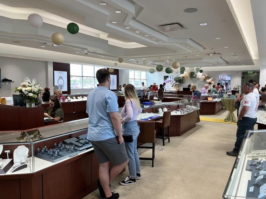 Images Diamonds Direct Virginia Beach