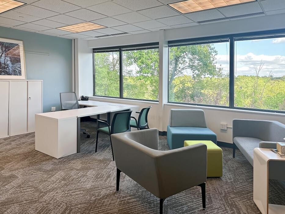 Images Regus - Berwyn - WestLakes