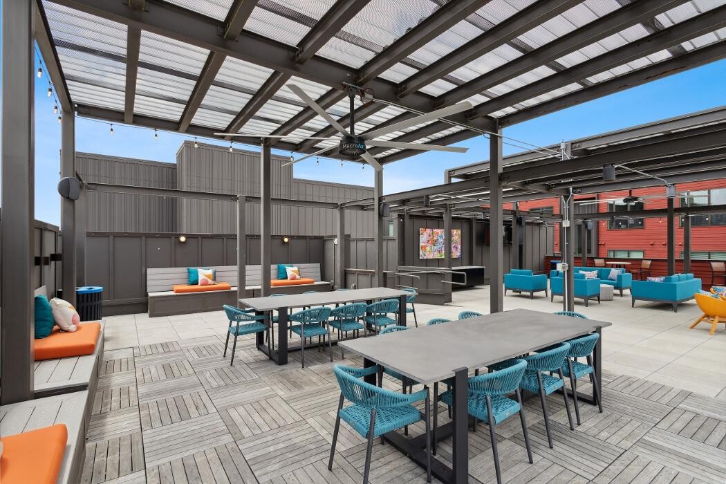 Images AMLI Westside
