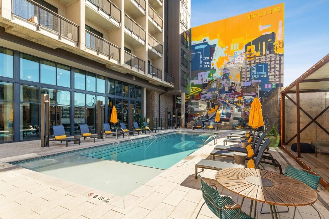 Images AMLI Westside