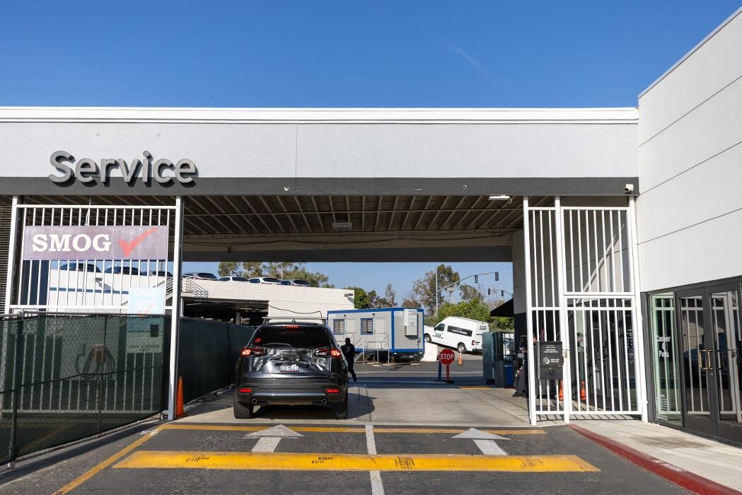 Images Tustin Mazda