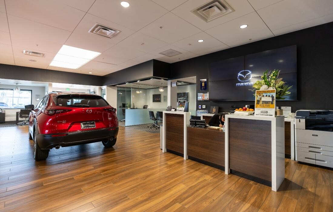 Images Tustin Mazda